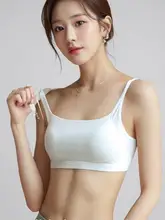 軽量通気性抜群のスポーツブラ【固定パッド・細ストラップ・美背デザイン・ヨガ用】