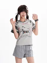 カジュアルなカートゥーン ダックスフンド柄の短袖Tシャツ【女性用・パフスリーブ・スリム効果】