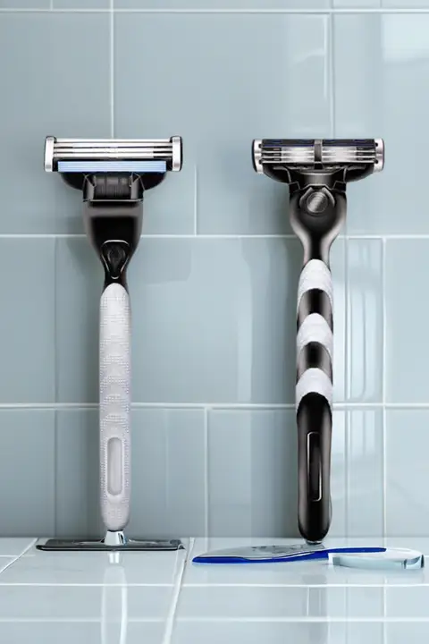 手動シェーバー【三枚刃・クラシックデザイン】（セットアップ対応）