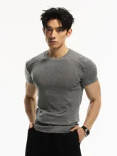 高弾性デザインのデコンストラクションTシャツ【ショートスリーブ・男性用・フィット感】