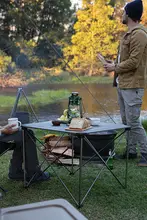 Naturehike アルミ合金製 薄型折りたたみアウトドアテーブル【持ち運びに便利・キャンプ・バーベキュー用】