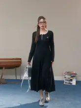 体型カバーができるワンピース【秋用・シンプル・丸首・大きいサイズ】