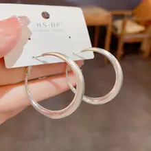 洗練されたデザインのラウンドフープイヤリング【S925シルバー針・シンプルスタイル・女性用】