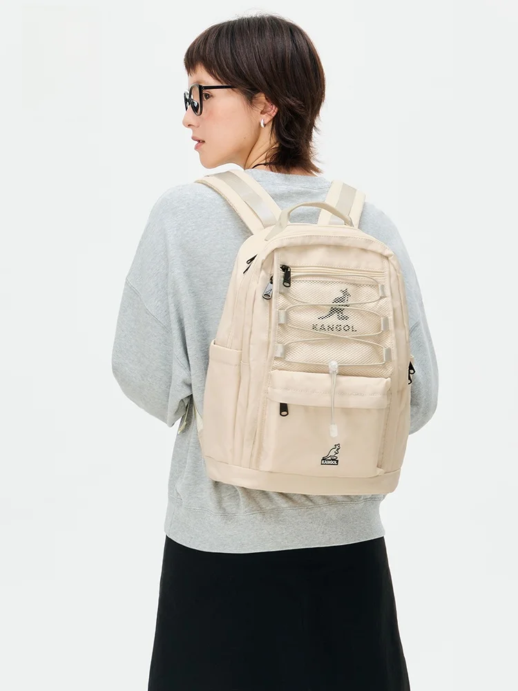 50リットル リュックの重量と構造：KANGOL シンプル防水リュックの実際の使い勝手