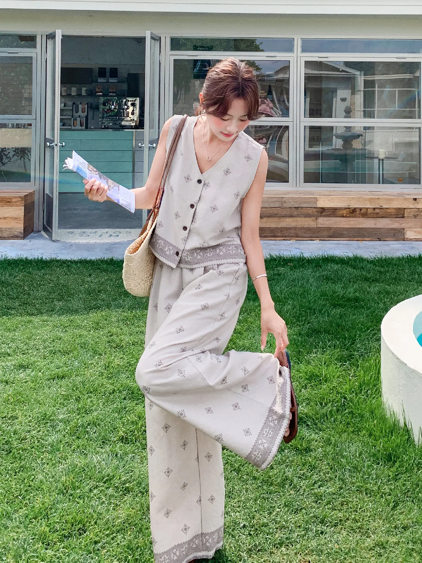 40代の女性が「モテる」春ファッションは、これで決める？