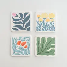 北欧スタイルの吸水速乾コースター【植物・花柄・硅藻土製】