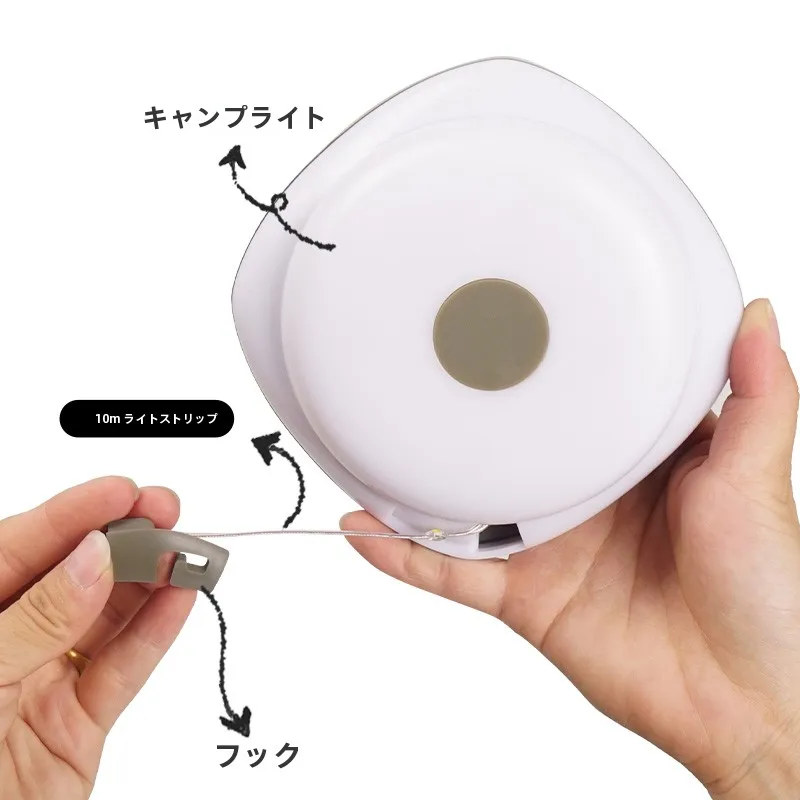 キャンプ用防水付きライト：テント内に設置するための明るさと雰囲気作り