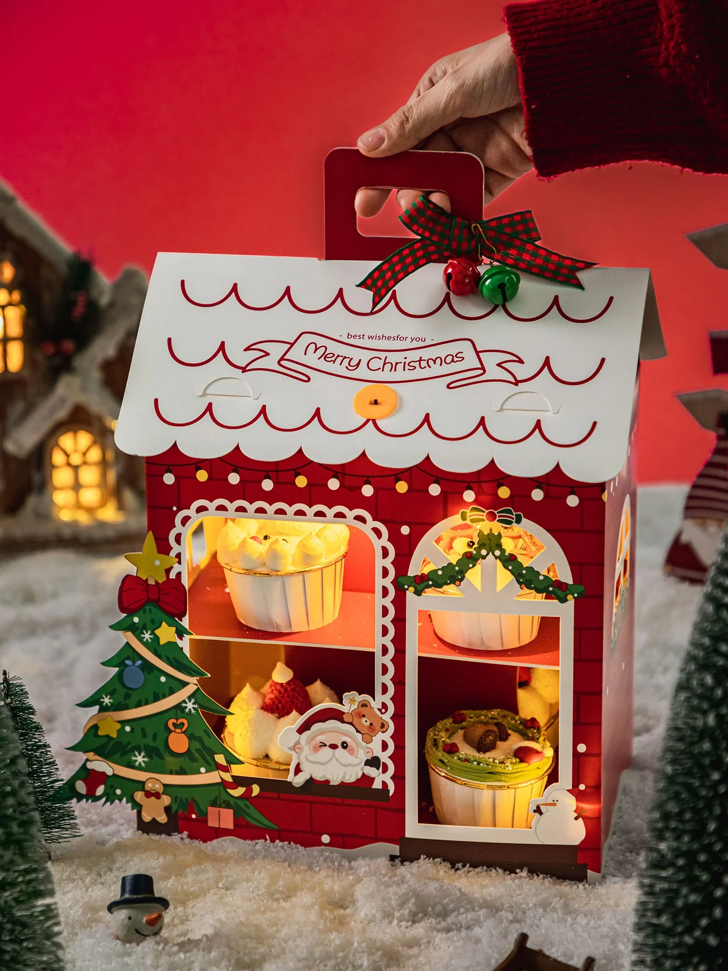 クリスマスデザインのカップケーキ用包装ボックス：妻への贈り物としての実用性と使い勝手