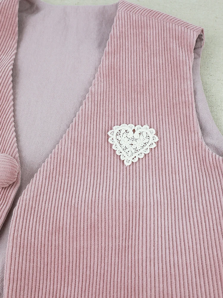 リビングのアクセント小物を選ぶときに、心を動かす1つのアイテムは？