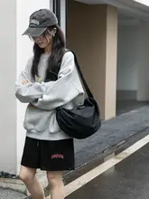 防水ナイロン製 ジャイ子型ショルダーバッグ【シンプル・カジュアル・通勤用】