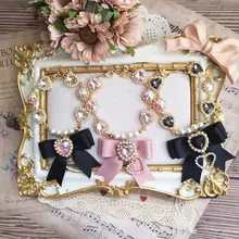 愛らしいデザインのビーズブレスレット【ハート型リボン・水晶飾り】