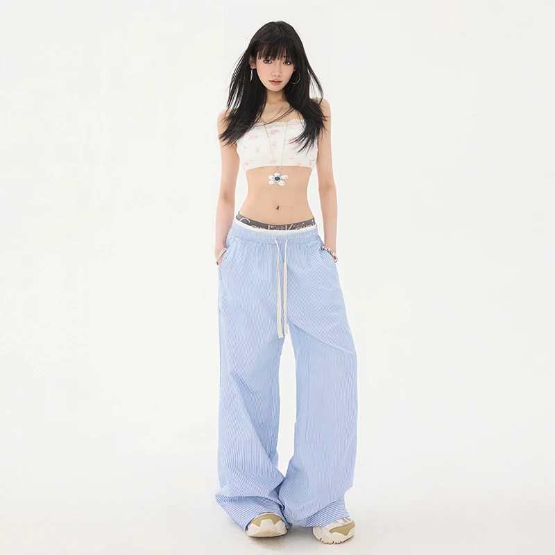 ブルーストライプのダブルウエストワイドパンツ：夏用コットン混で落ちないロールアップスタイルの実証