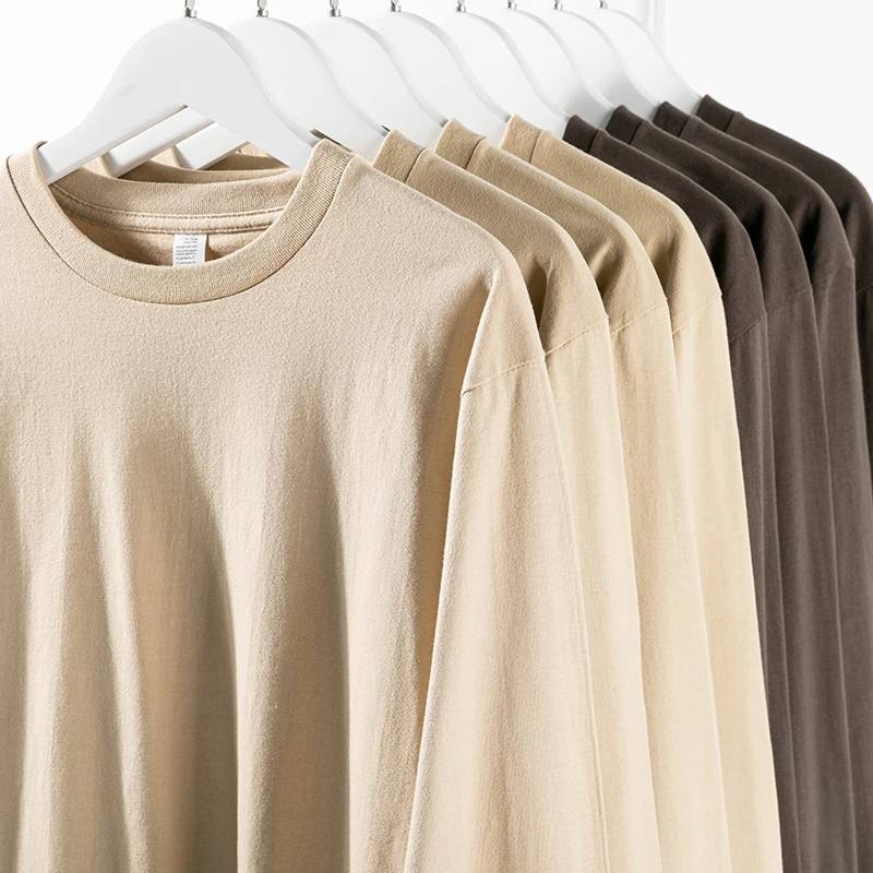tシャツ 生地 おすすめ は、どんなものか？深灰色とカキ色の長袖Tシャツが解決するリアルな悩み