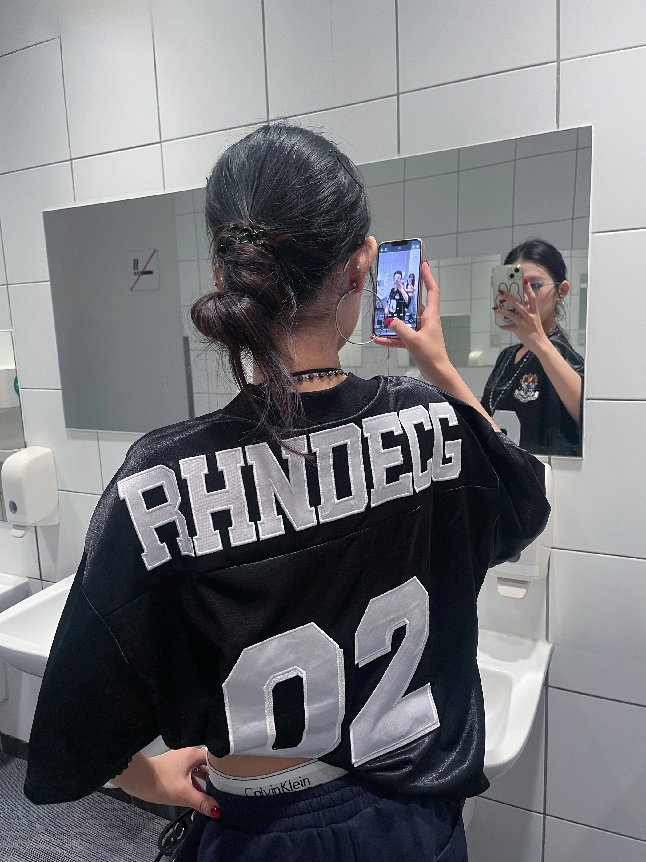 ダサいTシャツを選ぶなら、どうやって「選手権」を勝ち抜く？