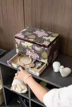 収納可能なジュエリーボックス＆ティッシュボックス【ホームデコレーション用】