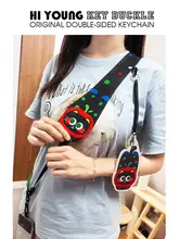 伸縮可能な黒猫デザインの斜め掛けバッグ【学生用・モバイルカードケース・便利なストラップ付き】