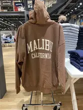 MALIBU刺繍入りフード付きジップアップパーカー【秋用・ゆったりサイズ】