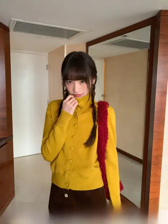 リバーシブルニットカーディガン【秋冬用・ボタン付き・ふんわり柔らか】