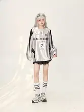 長袖Tシャツ トップス レディース シルバーサテン パッチワーク レタープリント 丸首 オーバーサイズ アメリカン風 ルーズ 春夏 薄手