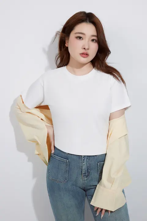 白色の短袖Tシャツ【女性用・コットン・ラウンドネック・大きいサイズ】