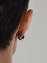 微笑みを浮かべた小丑デザインの男性用ピアス【トレンド・オシャレ・スタイリッシュ】