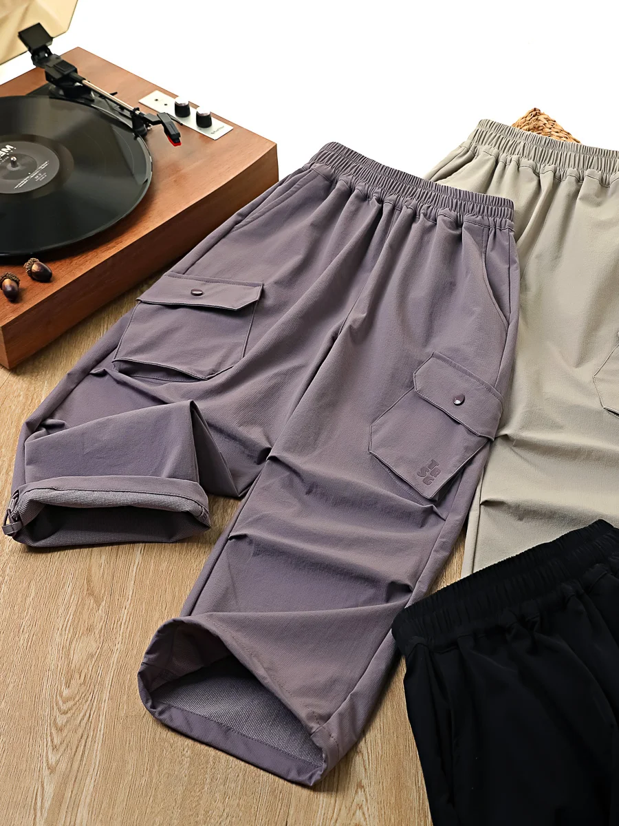 キャンプで蚊に刺されないための「夏のパンツ」は、これで決まり？