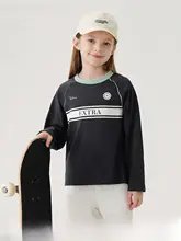 アメリカンスタイルの女児長袖Tシャツ【スポーティ・秋用】