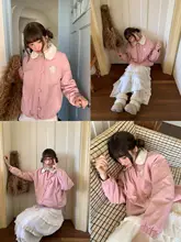 羊羔绒の刺繍入りショートコート【翻領・秋用・加絨】