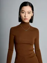 厚手のハイネックウールセーター【女性用・冬季・シームレス・タイトフィット・美しいデザイン】