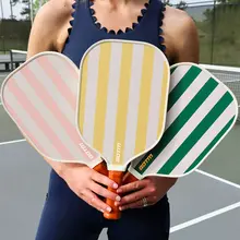 ピンクのピックルボールラケット【カーボンファイバー・初心者向け】