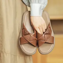 本革製 女性用夏用厚底サンダル【滑り止め・妊婦対応・ファッション】