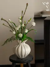 景徳鎮製 白色陶器 花瓶【バタフライリボンデザイン・アートフラワー用】