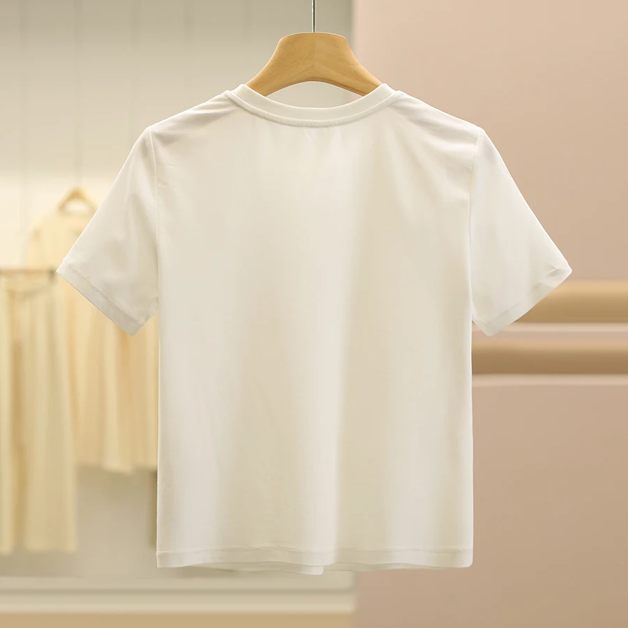 「tシャツ 小さい」ってどうやって選ぶ？実際の着用体験から教える選び方とベストな組み合わせ