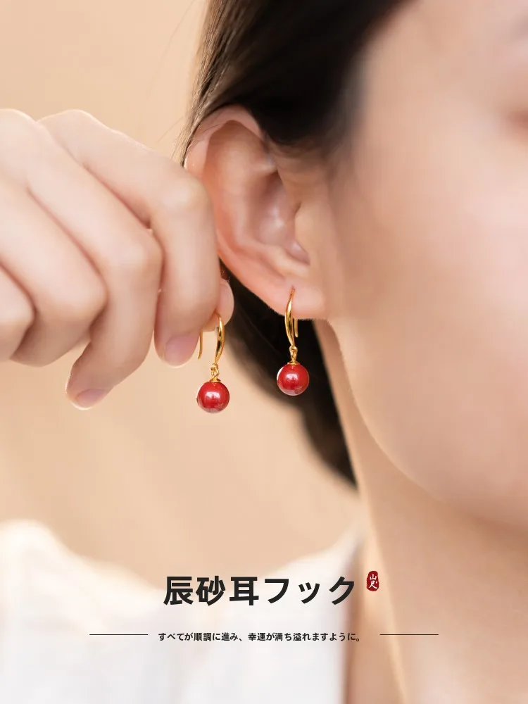 誕生石のピアスを選ぶときに迷うなら、この1つのアイテムが救う