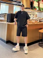 夏用 ヒップホップスタイル アメリカンストリート アルファベットプリント Tシャツ＆ショートパンツ【丸首・カジュアル】（セットアップ対応）