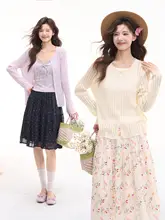 透かし編みデザインのウールカーディガン【春夏用・女性向け・魅力的なシルエット】