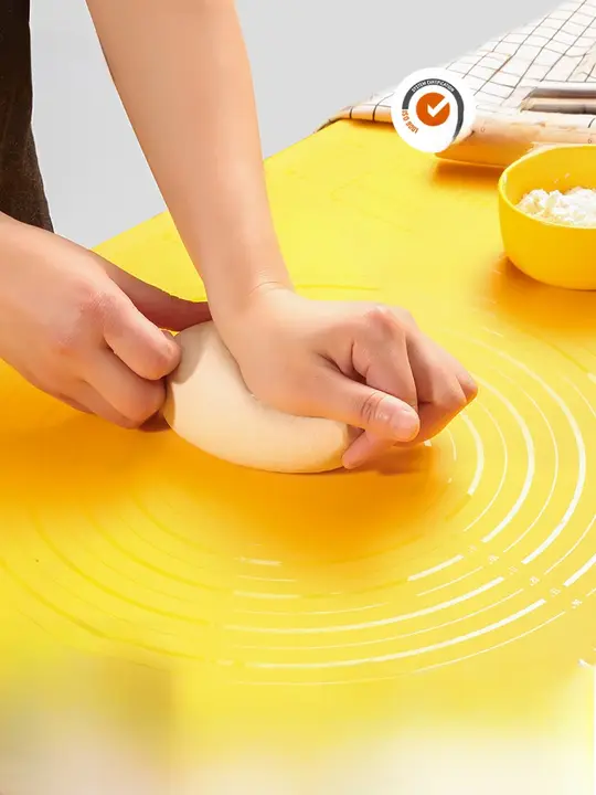 食品級シリコン製 厚手こね台【家庭用・大サイズ・滑り止め・ベーカリー用】