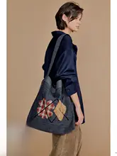 レトロなダイヤモンド刺繍デザインの大容量デニムエコバッグ【リサイクル素材・趣味のピースワーク】