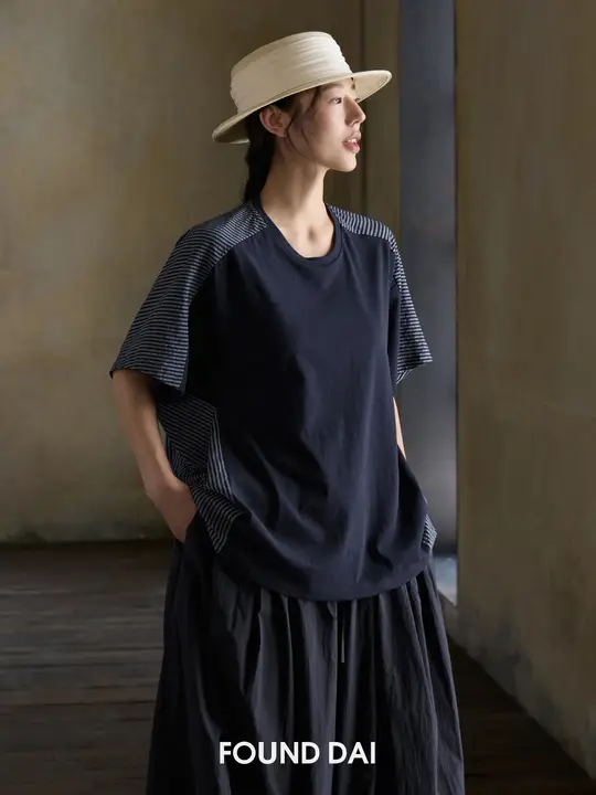リネンコットン素材の前短後長デザインTシャツ【立体裁断・切り替えデザイン】