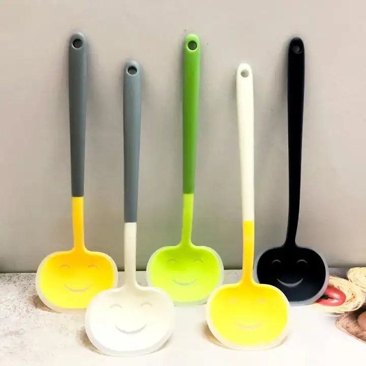 シリコン製笑顔きのこ型スパチュラ【家庭用・非粘着加工・料理用】