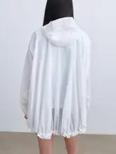 軽やかなAラインシワ加工フード付きアウター【通気性・UPF50+防晒】