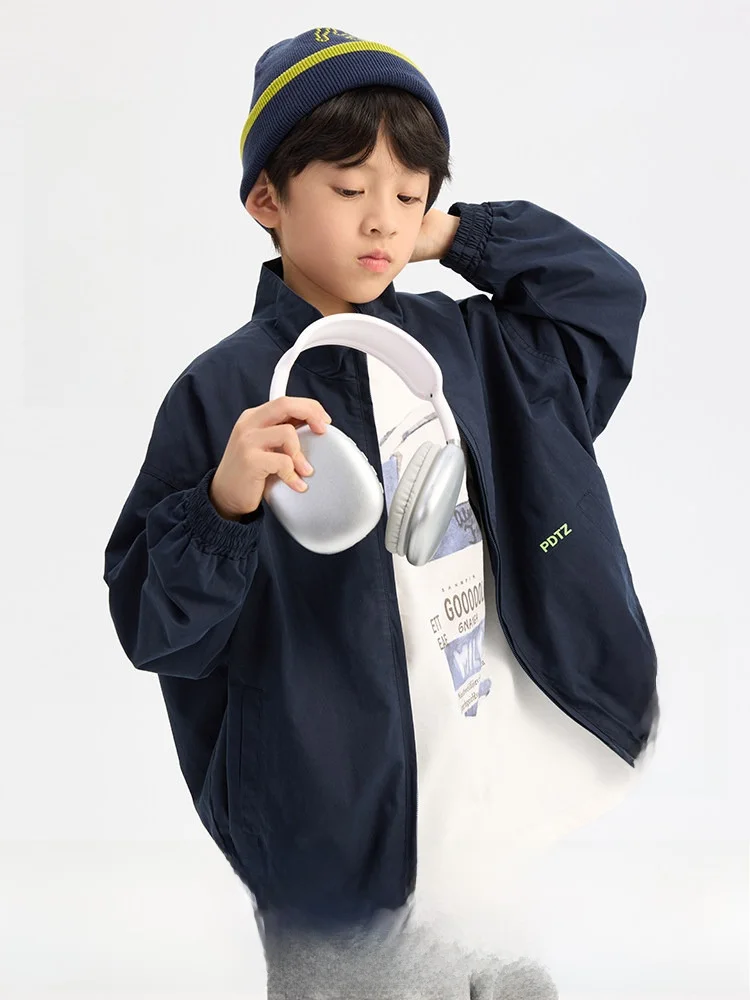 20度の気温で子供の服をどう選ぶべきか？春のジャケット選びに悩む親たちへ