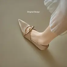 羊皮製の尖ったトゥバタフライリボン付き内増高シューズ【女性用・マリージェーンスタイル】