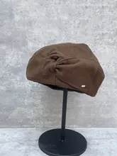 赤いベルベットのベレー帽【リボン付き・秋用・顔型選ばず】