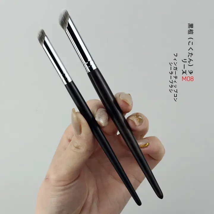神指遮瑕ブラシ【斜めヘッド・極上の柔らかさ・メイクアップ用】