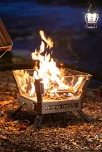 The Primitive チタン製のキャンプ用焚き火台【折りたたみ式・アウトドア・クールなデザイン】