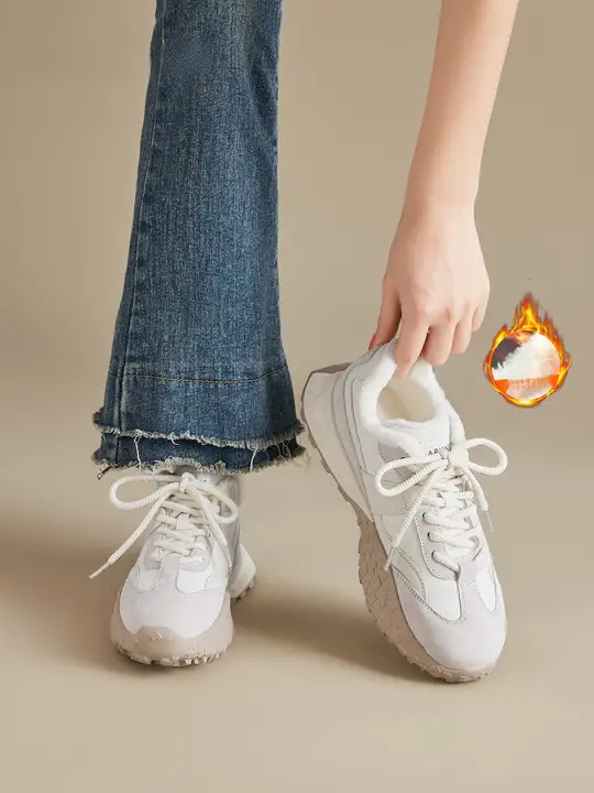 厚底デザインの冬用加绒トレーニングシューズ【暖かく快適・ホワイト・女性用】