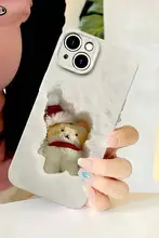 シンプルな雪地のクマのスマートフォンケース【iPhone、Huawei、OPPO、Vivo、OnePlus対応】