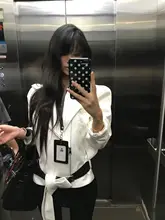 ハードな印象のライダースジャケット【女性用・ホワイト・翻領・斜めジッパー】