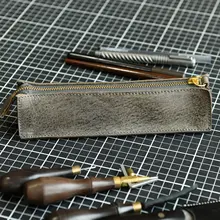 手作りの植鞣し牛革ペンケース【レトロデザイン・文房具収納】